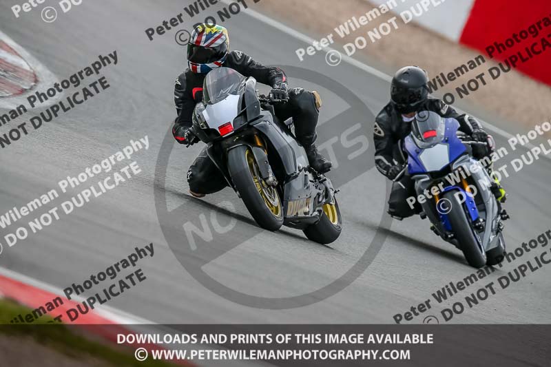 PJ Motorsport Photography;donington no limits trackday;donington park photographs;donington trackday photographs;no limits trackdays;peter wileman photography;trackday digital images;trackday photos